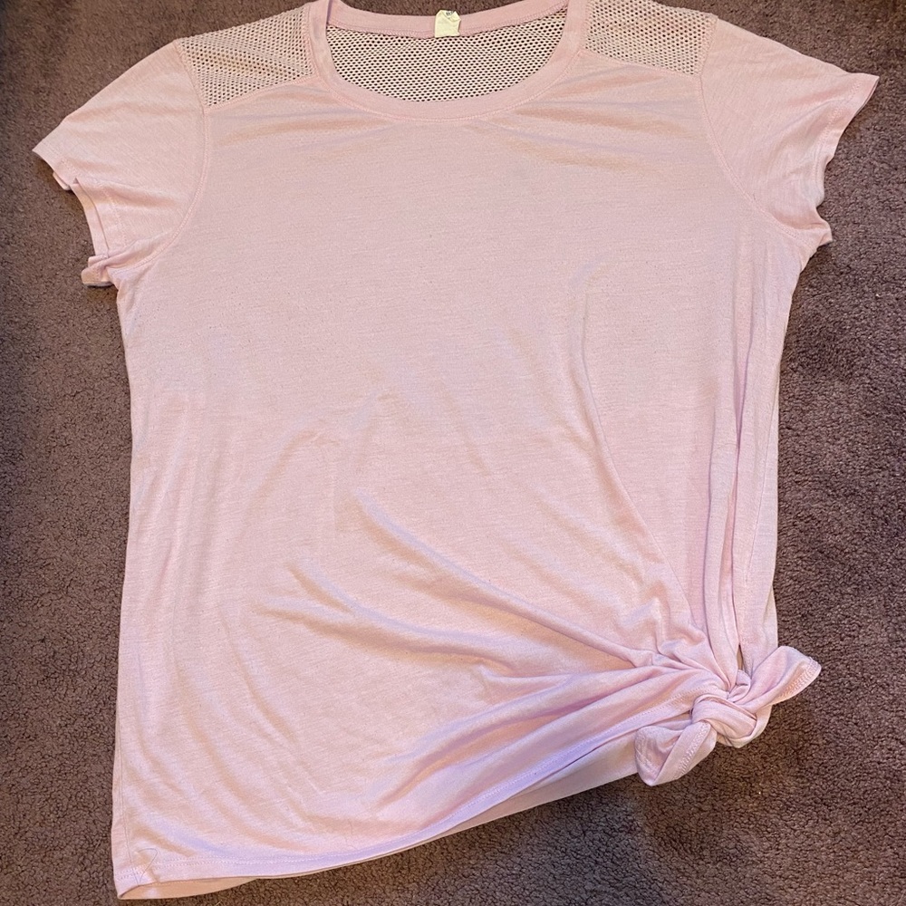 EUC Old Navy active top. Size L